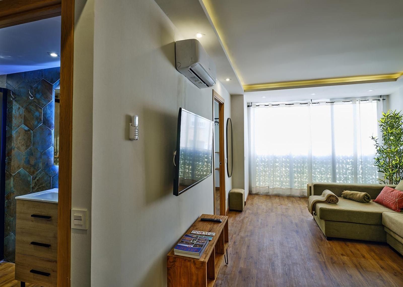 Leo Home- Bright & Centric 3 Bedrooms Apartment With Private Parking Included マラガ エクステリア 写真
